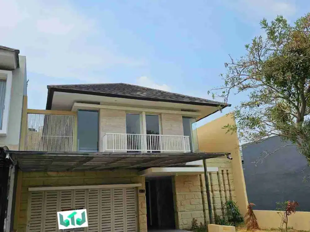 dijual rumah mewah di royal residence wiyung surabaya
