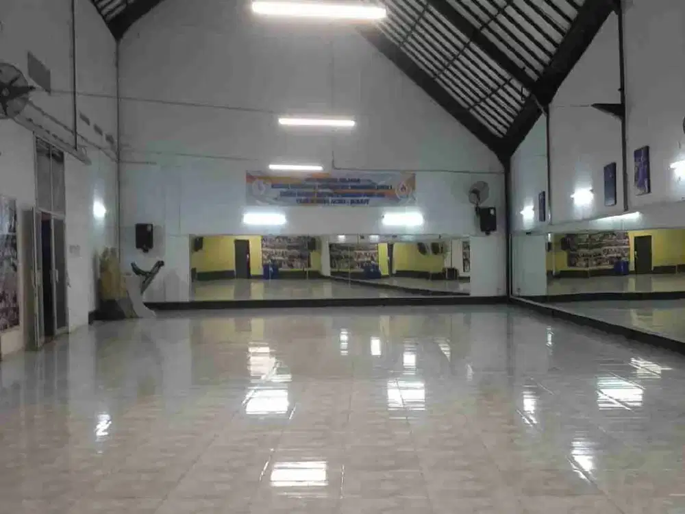 Disewakan Gudang Bersih Deket Tol Soroja