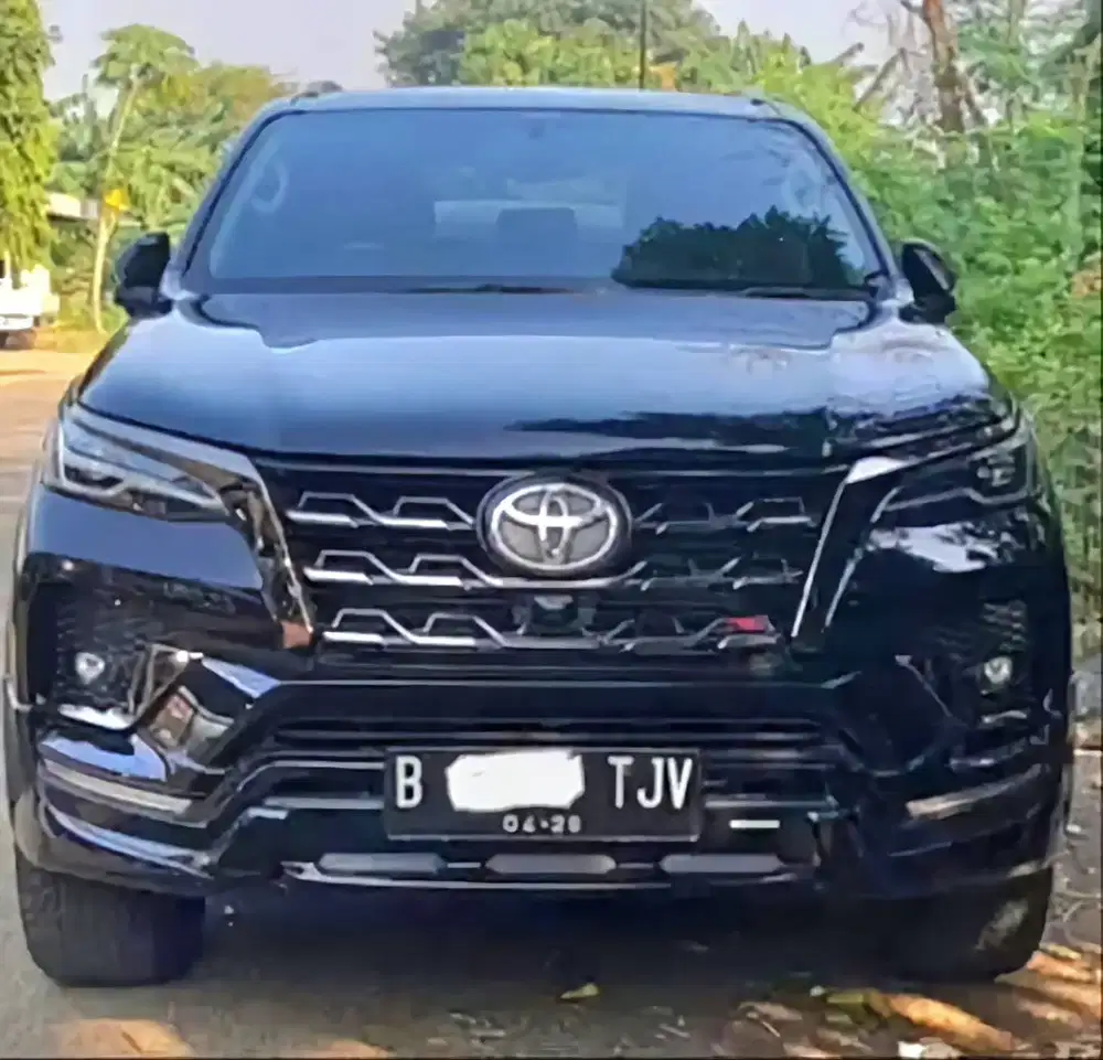 Fortuner VRZ TRD Sportivo 2.4 2021