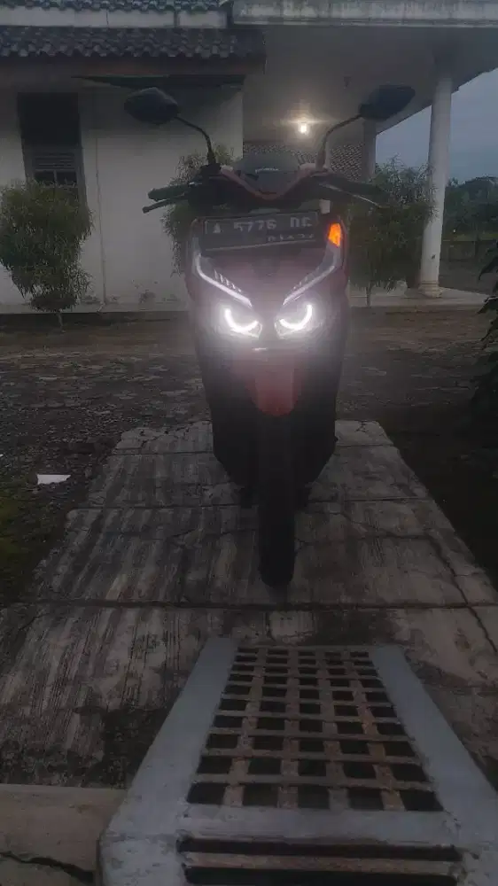 honda vario new 150 tahun 2019 surat bpkb+faktur