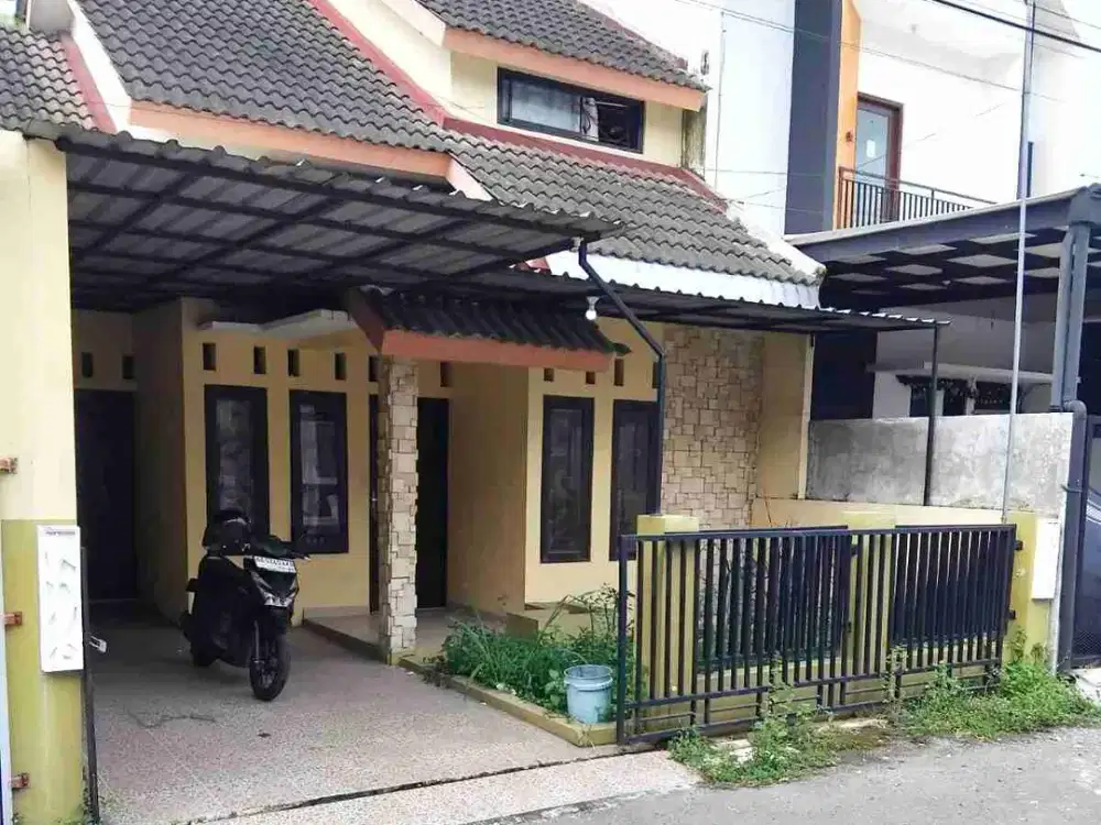 Rumah minimalis di Maguwoharjo