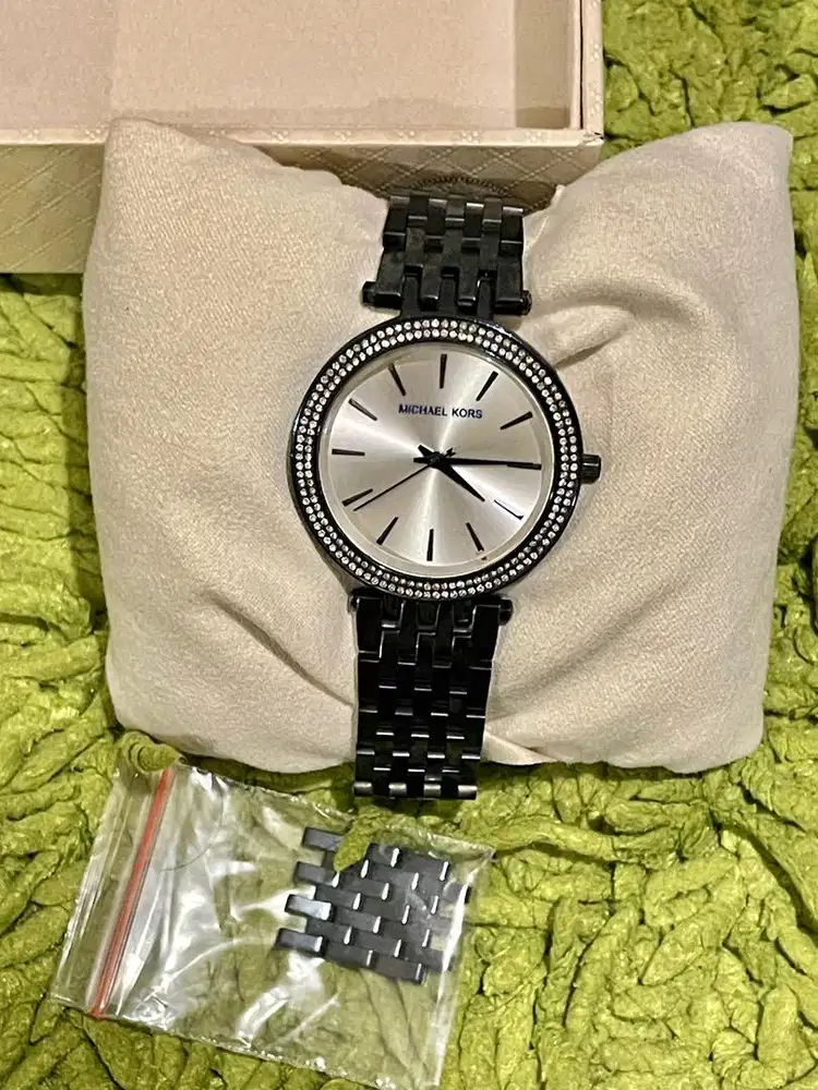 MK3675 women's watch
