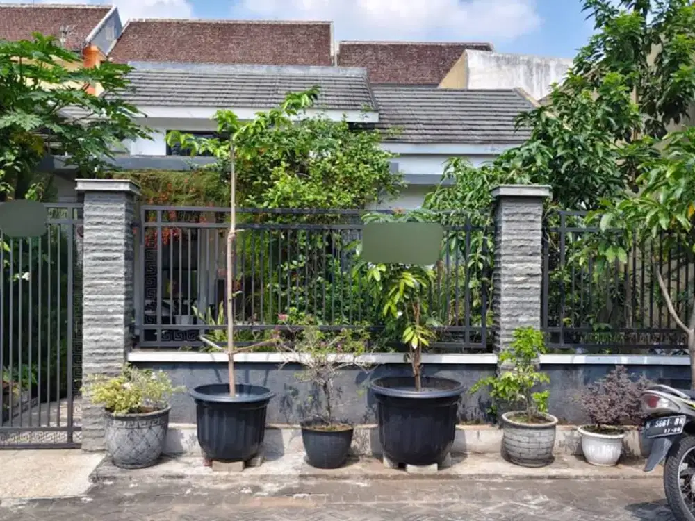 Dijual rumah terawat siap huni 3 kamar di Arjosari Malang