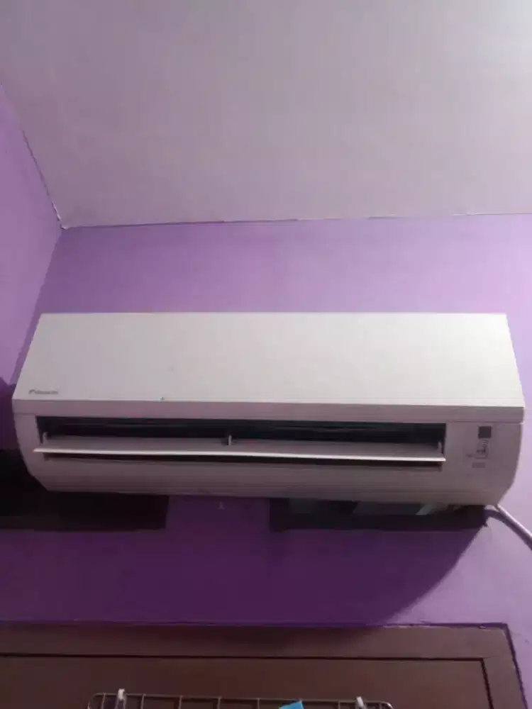 AC Daikin Inverter ori Thailand