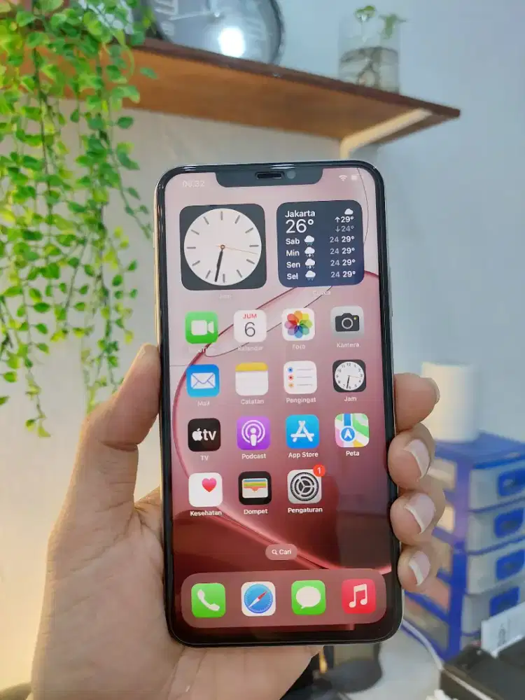 Iphone  11 Pro Max  64 Gb (Jaringan permanen / Bh 86%)