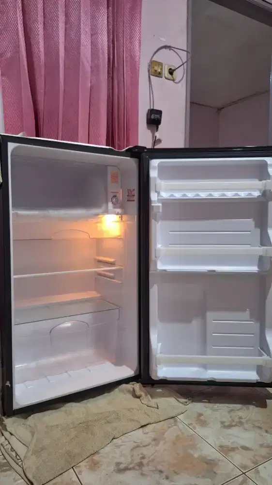 Kulkas 1 Pintu Kirei Series