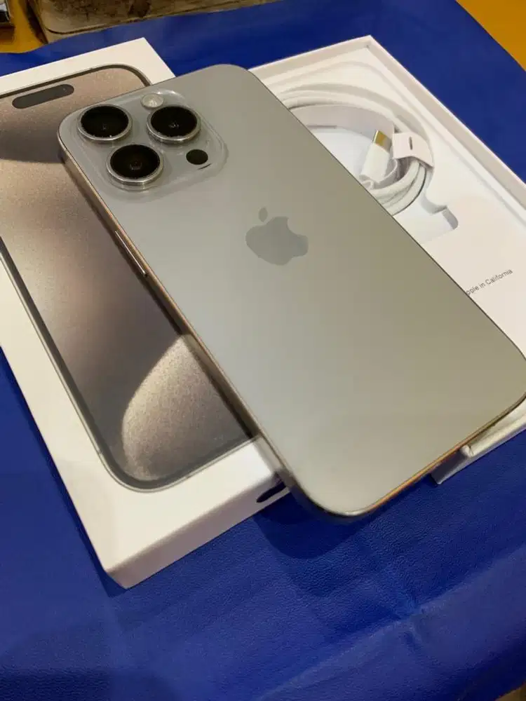 Iphone 15 pro 128gb resmi internasional all provider lancar