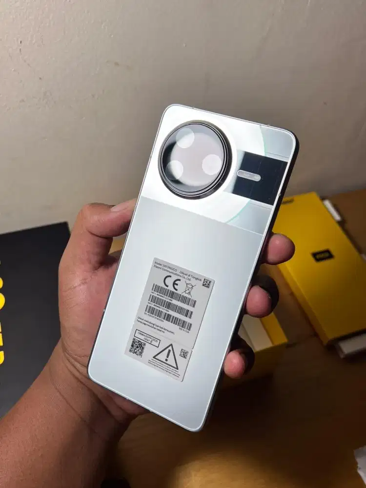 Poco F7 Pro 5G 12/512GB Resmi Garansi ON Mulus | Snapdragon Gen 3