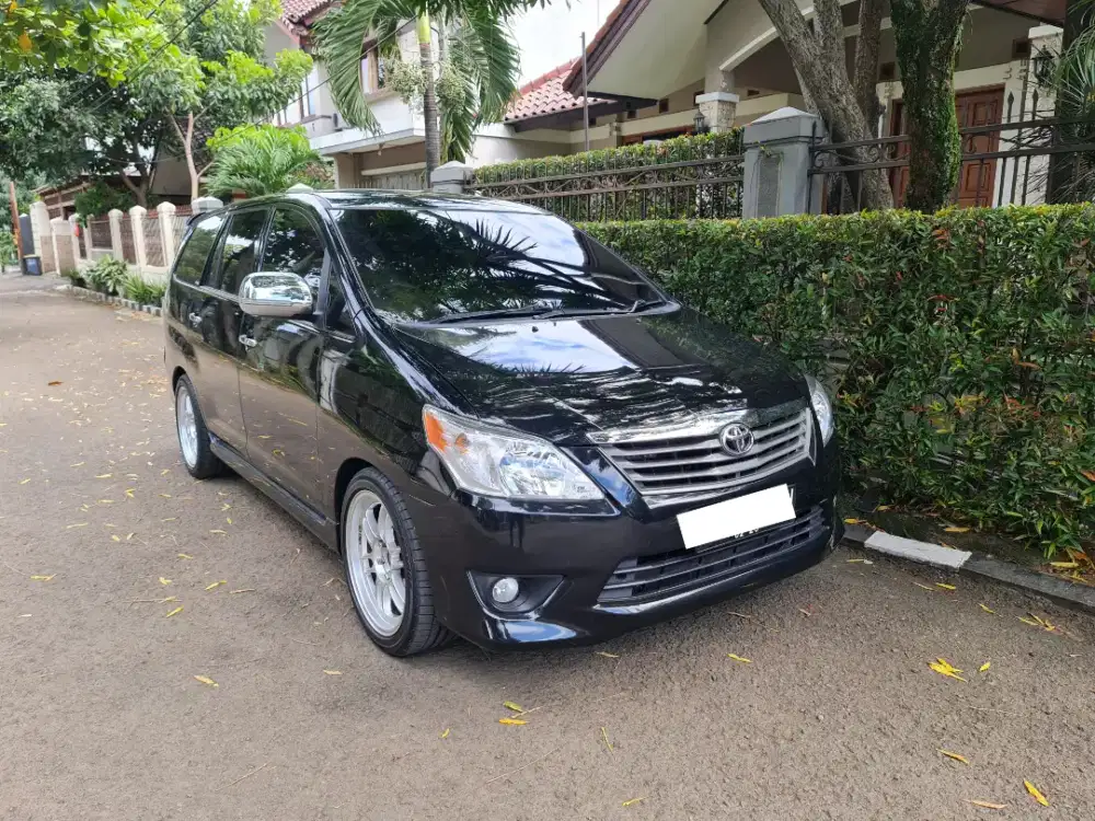 Kijang Innova 2005 -  Tipe V 2.0 AT