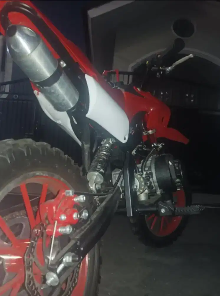 Motor trail Lenka 69 2 tak 49cc