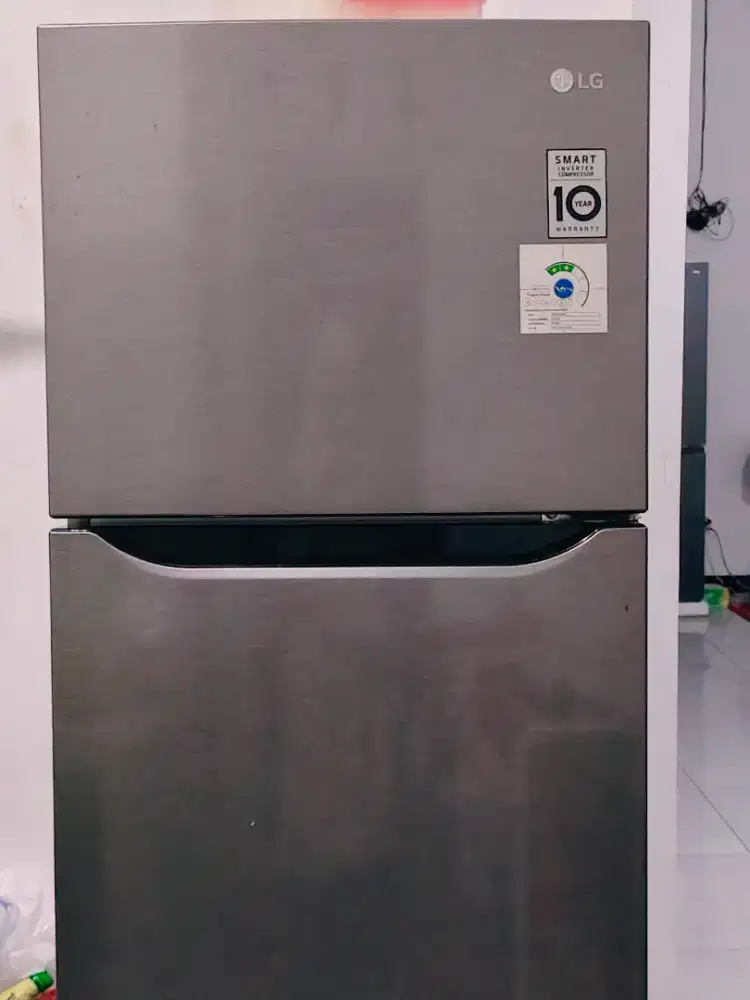 Kulkas LG Smart Inverter GN-B215SQMT