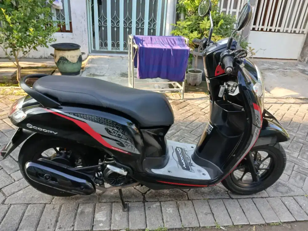Scoopy 2019 km 35 rb plat w sda kondisi sgt bagus siap pakai