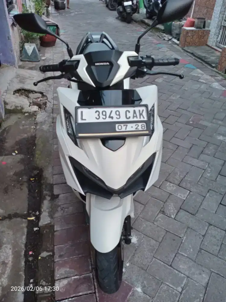 VARIO 160 CC 2023 TIPE ABS ISTIMEWA