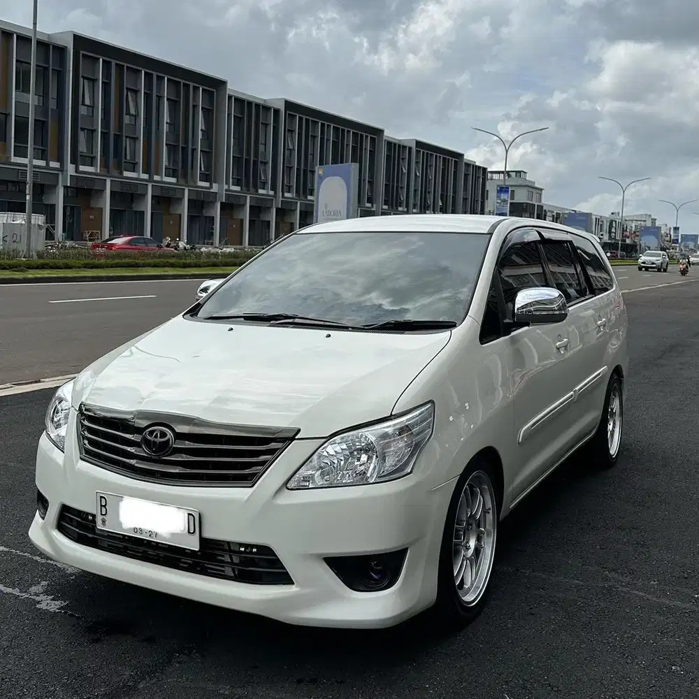 Toyota Kijang Innova G Diesel Matic 2012
