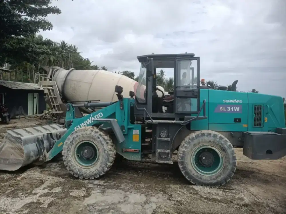 Wheel loader sunward SL31 tahun 2024 capasitas 3 kubik