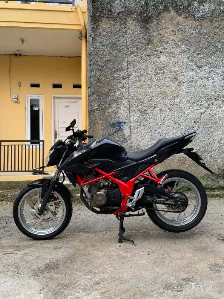 CB 150R street fire spesial edisi 2016