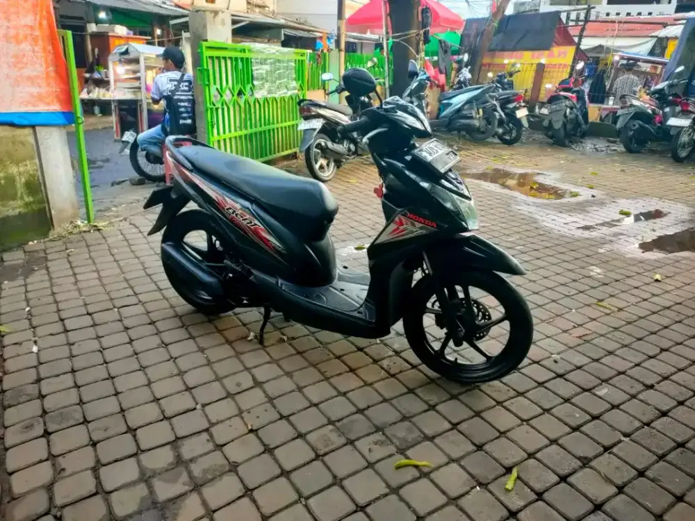 Honda Beat 110cc PGM-FI Tahun 2016