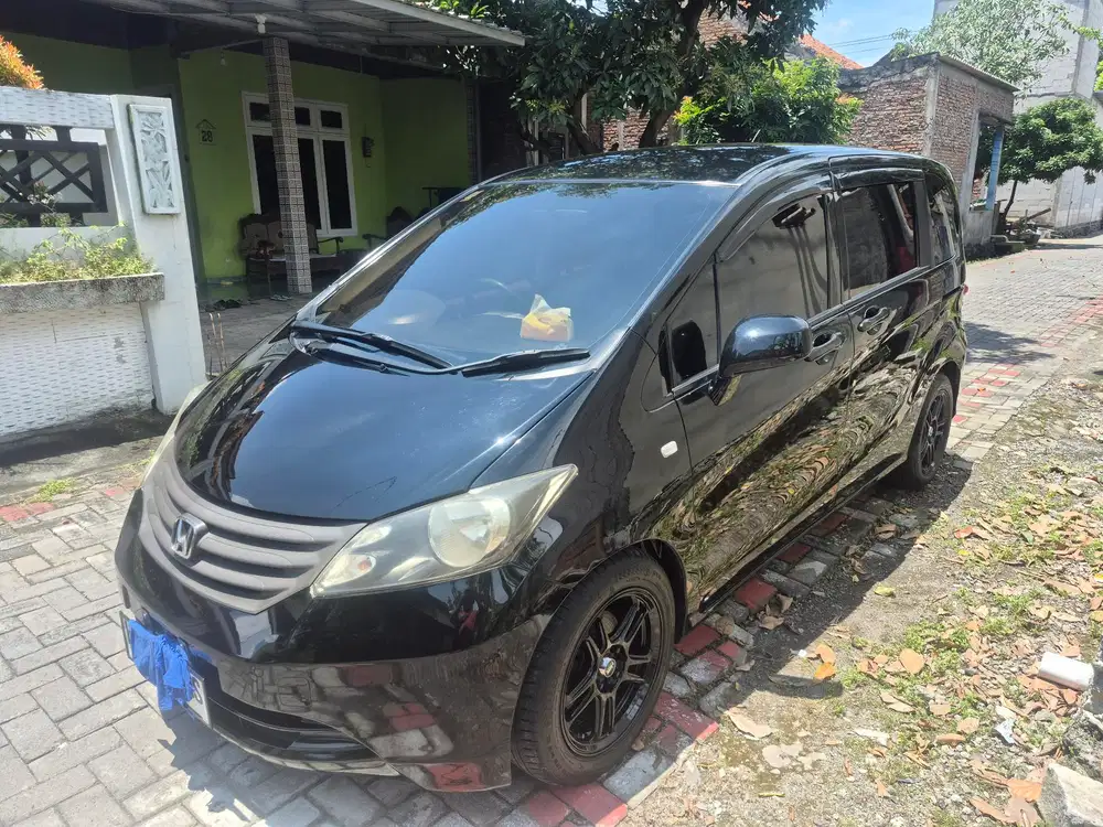 Honda Freed 2009 Bensin