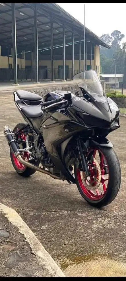 Di jual Yamaha YZF R25 Rr250 th 2017