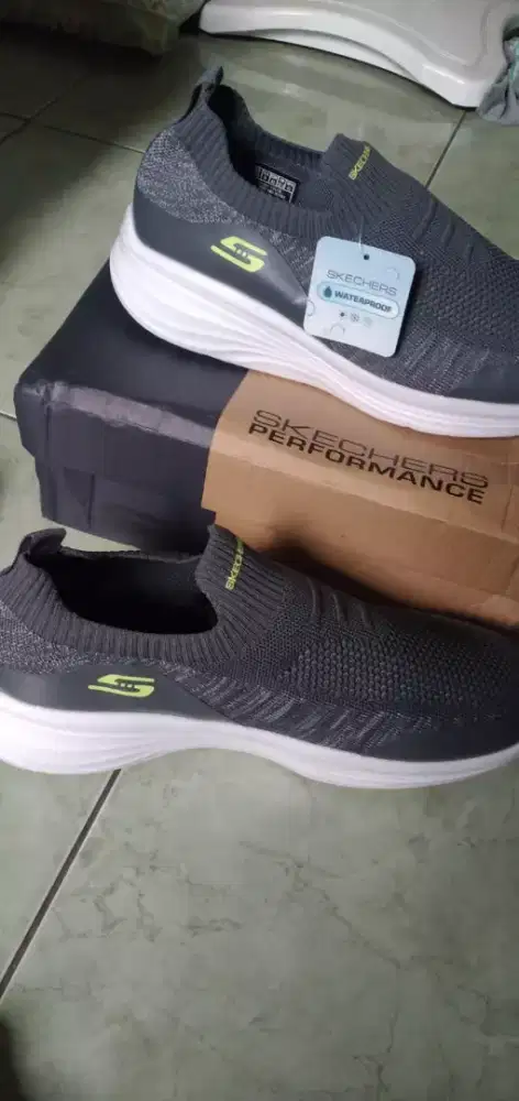 Bissmillaahi Jual sepatu SKECHERS