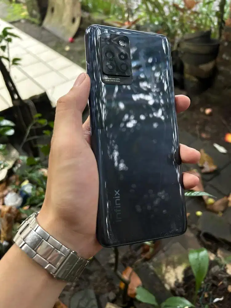 Infinix note 10 pro 8/128 nfc ok