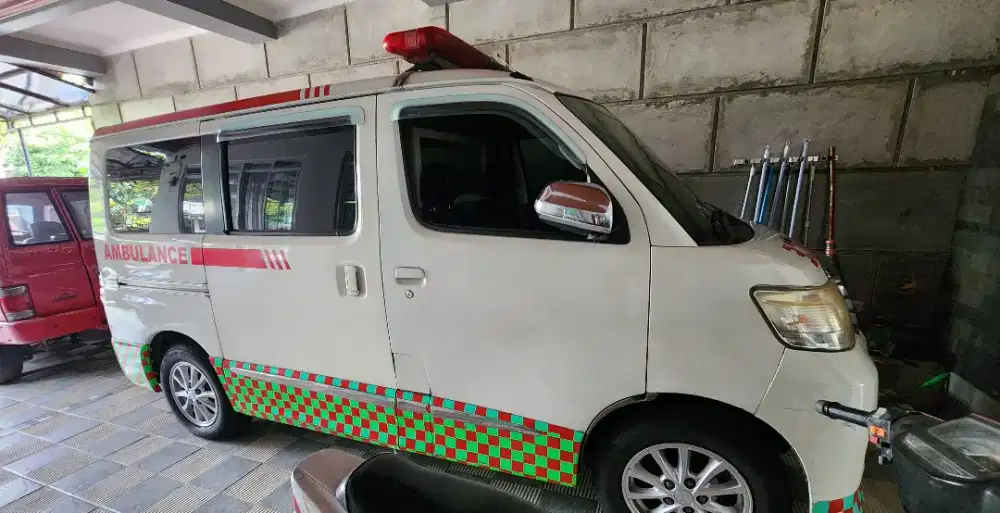 Ambulance Luxio X 1.5 Matic 2016