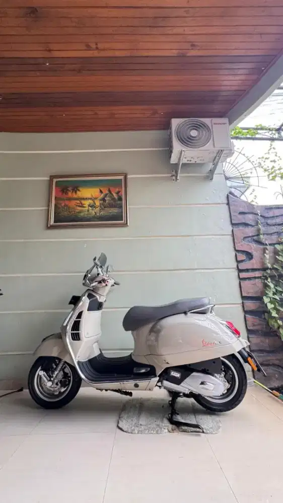 Jual motor vespa gts 150 abs