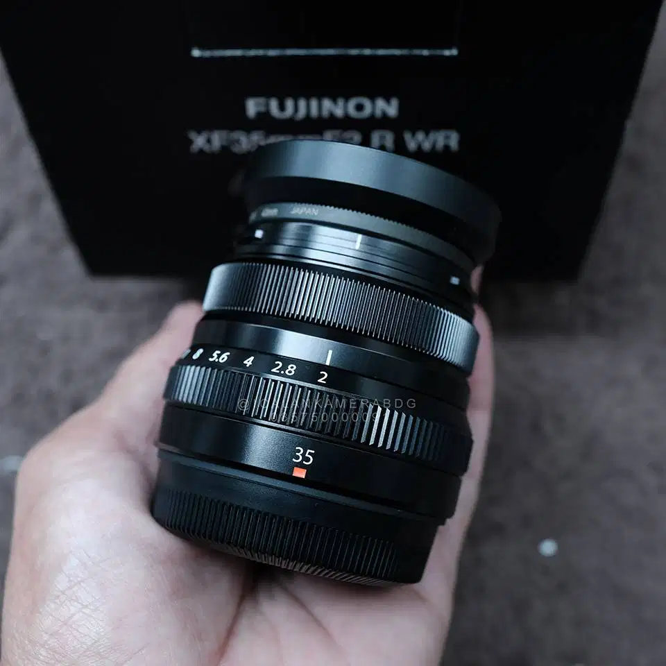 Fujinon XF 35mm F2 R WR Like New Ex FFID Fujifilm Xt4 Xt3 Xh1 Xs10