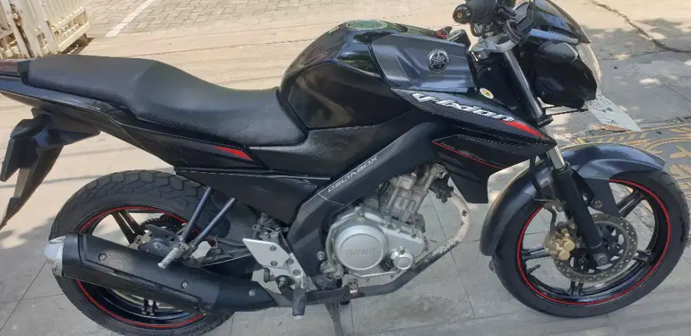 New Vixion th 2014 W Sidoarjo mulus Orisinil Full pjk hidup