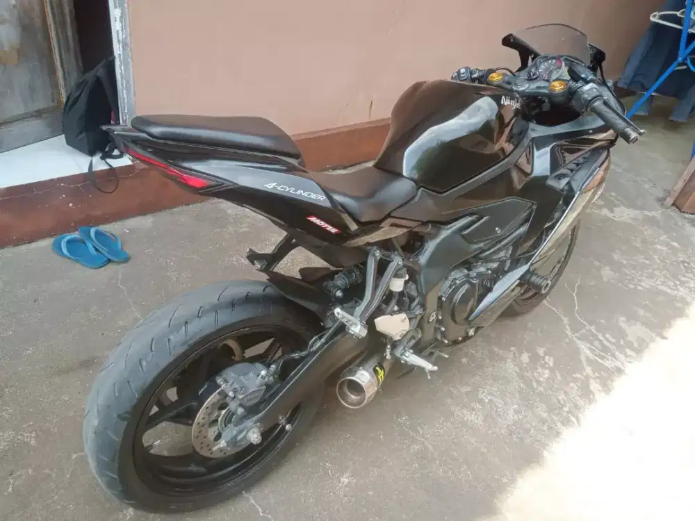 Kawasaki Ninja ZX-25R non ABS 2021