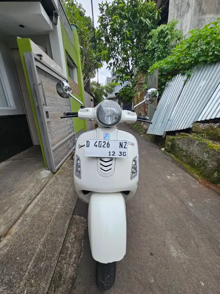 Jual Vespa GTS 150 3V