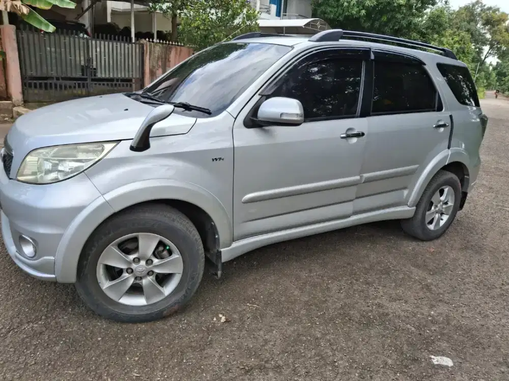 Toyota Rush Matic 2013