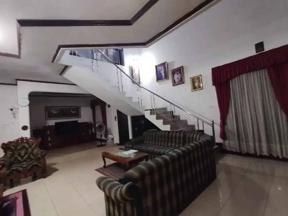 Jual Cepat Rumah 2 Lt Mewah Dalam Komplek Duren Sawit
Jakarta Timur