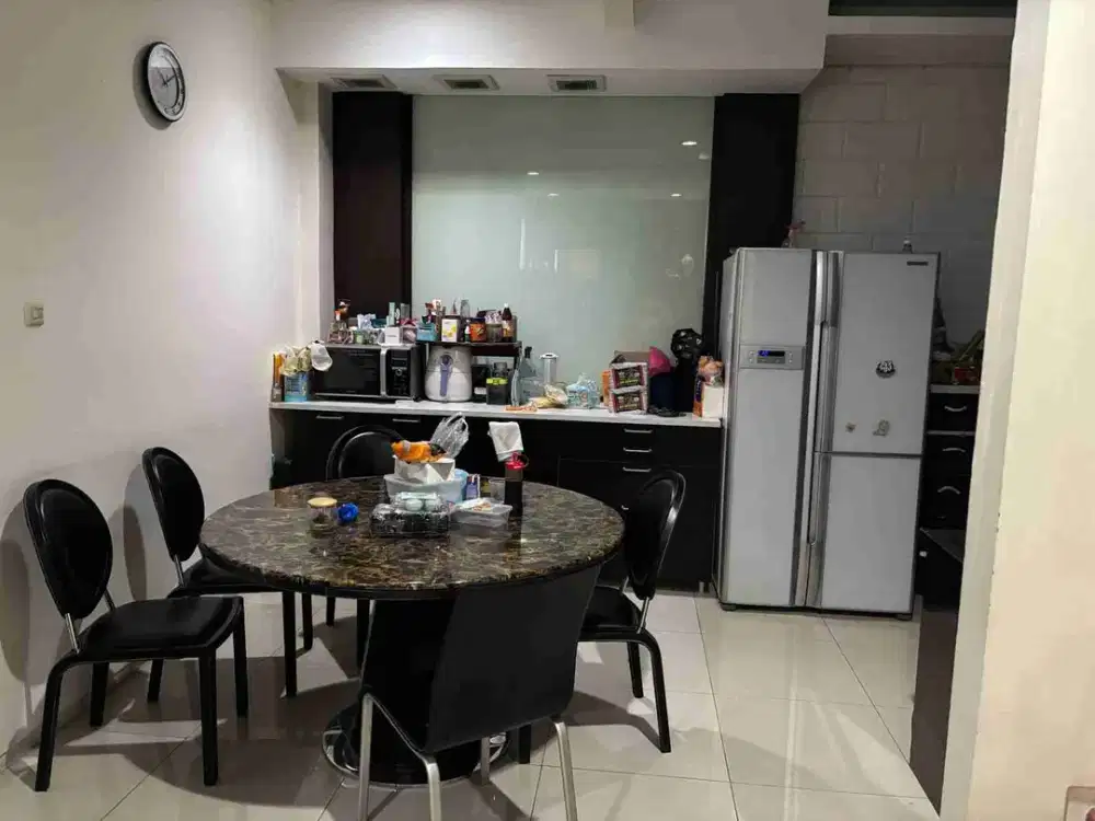 Jarang Ada! Dijual Rumah Minimalis 2.5 lantai Kelapa Gading dekat MKG