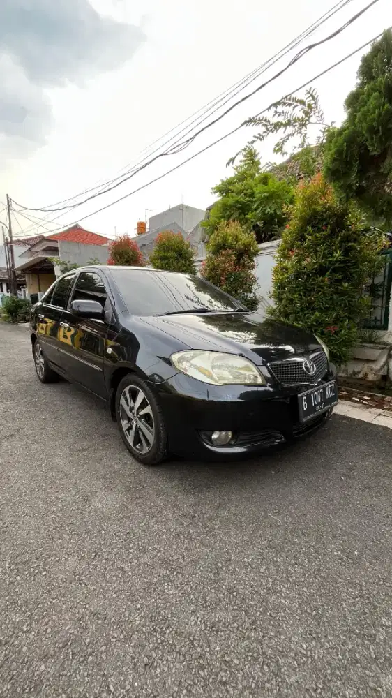 Toyota Vios 1.5 G Manual Tahun 2007 Pakaian Pribadi