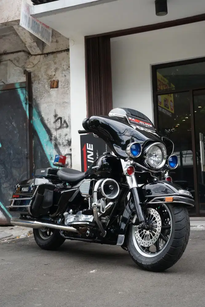 HARLEY DAVIDSON ELECTRA POLICE MULUS UNIT SEGER