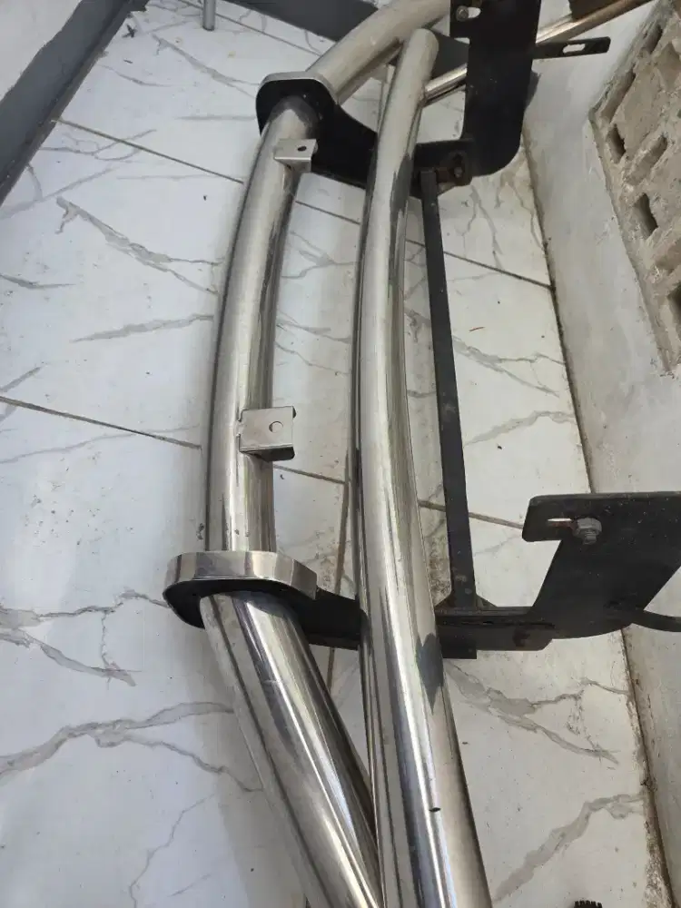 Jual bu Bemper stenlis depan belakang pajero sport