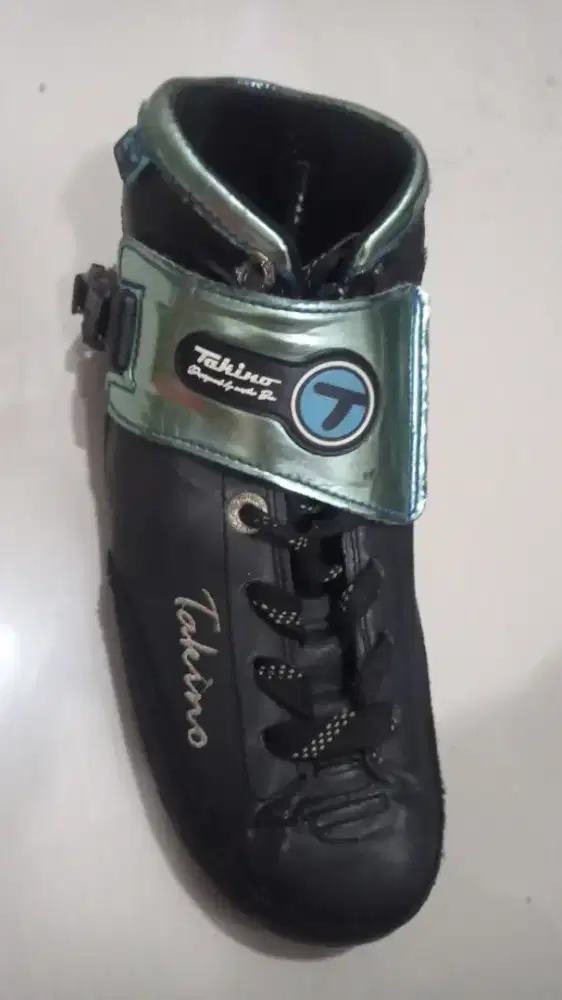 Sepatu roda speed second - boots only