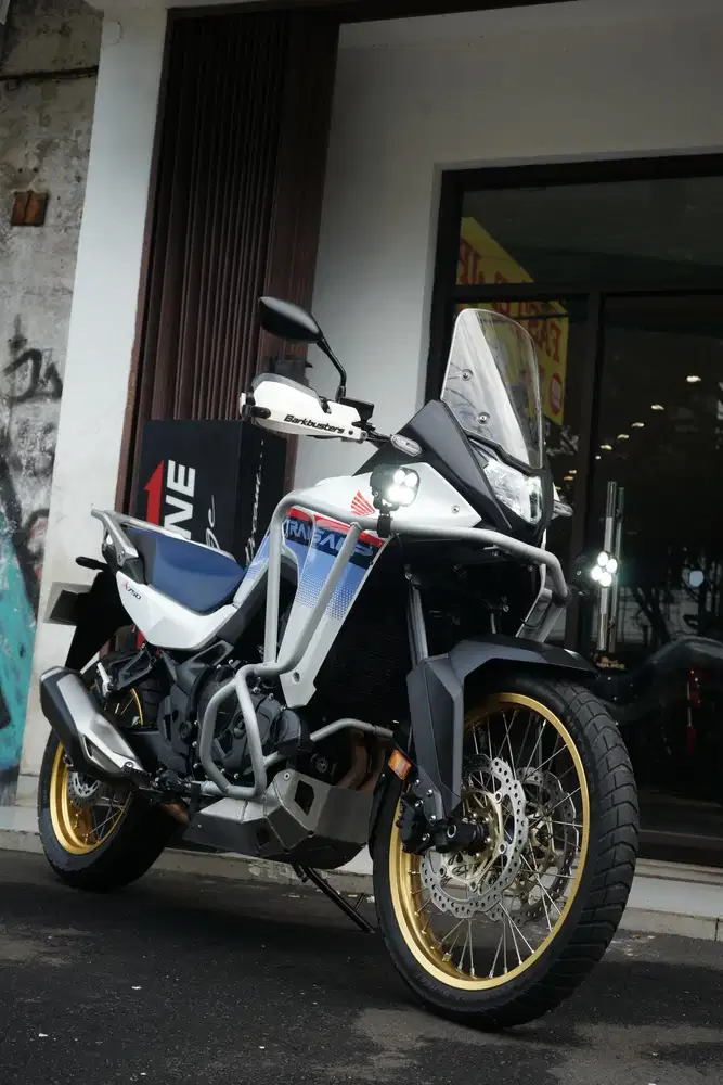 HONDA TRANSALP 750 XL 2023 Mulus Siap Pakai touring