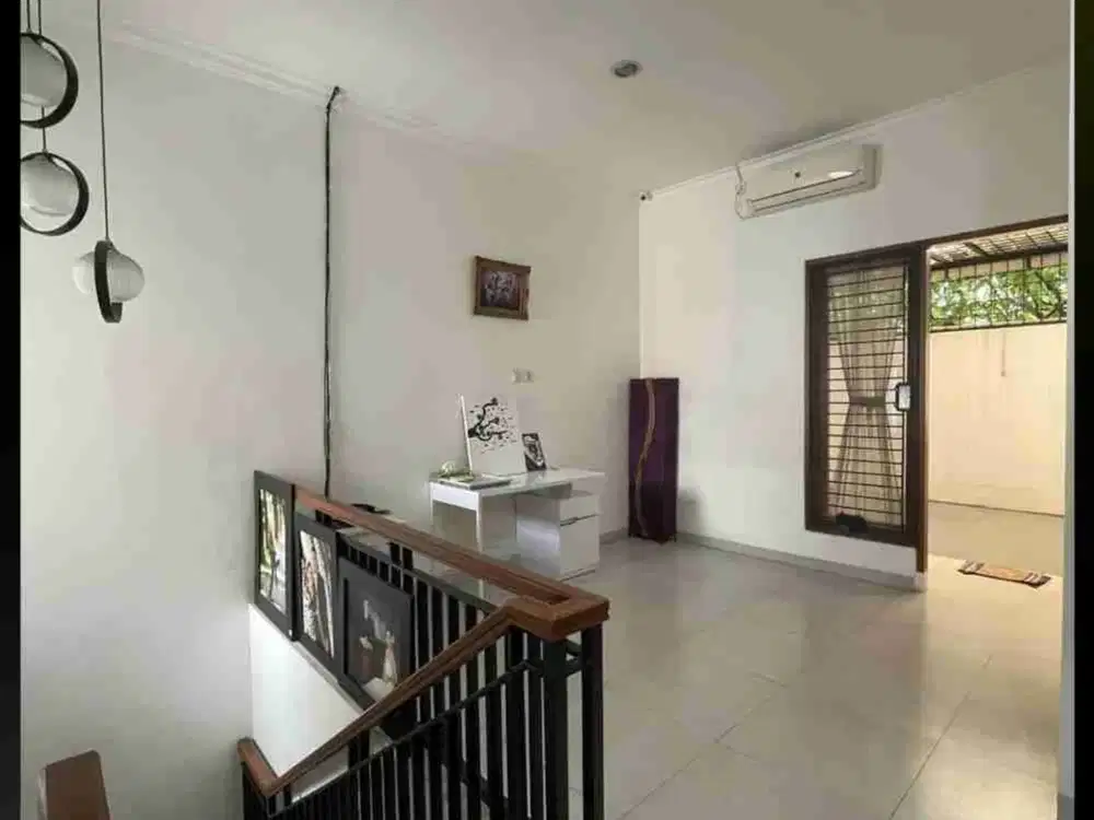 Muraahh!! Dijual rumah cantik cipinang indah