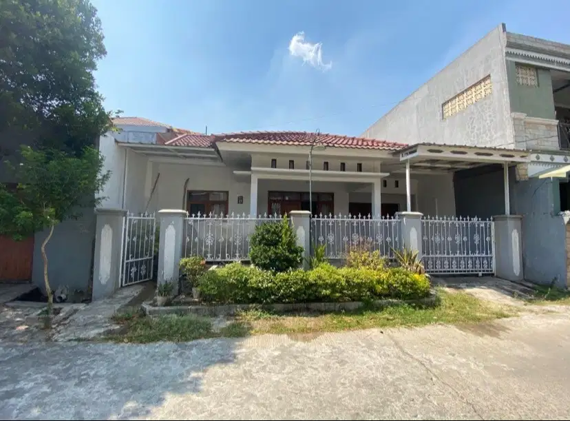 Disewakan rumah Tytyan Kencana (dekat summarecon bekasi)