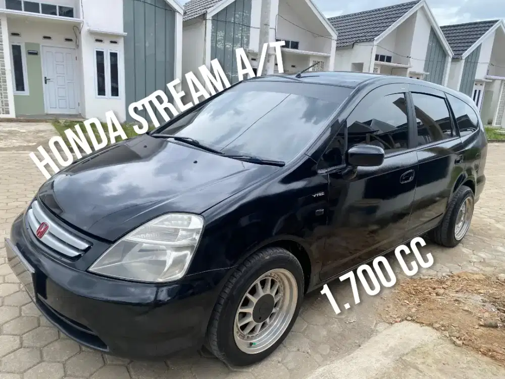 Honda Stream 1.7 A/T
