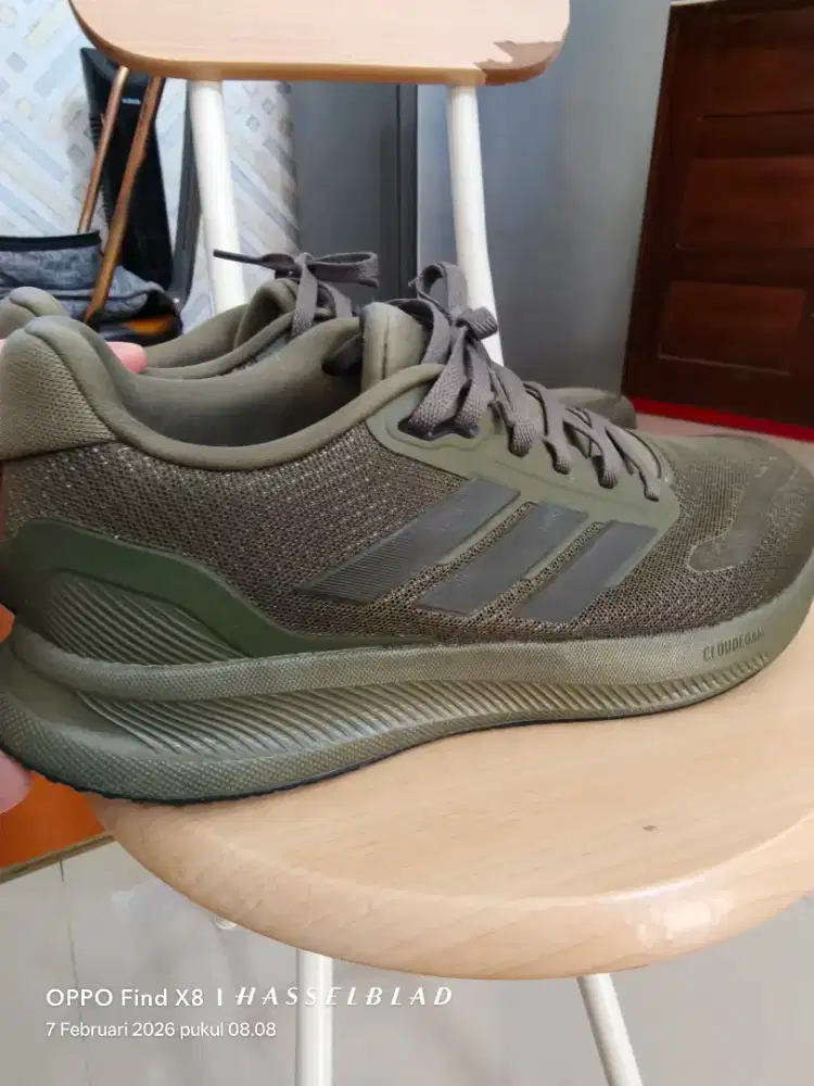 Sepatu Adidas Run Falcon 5