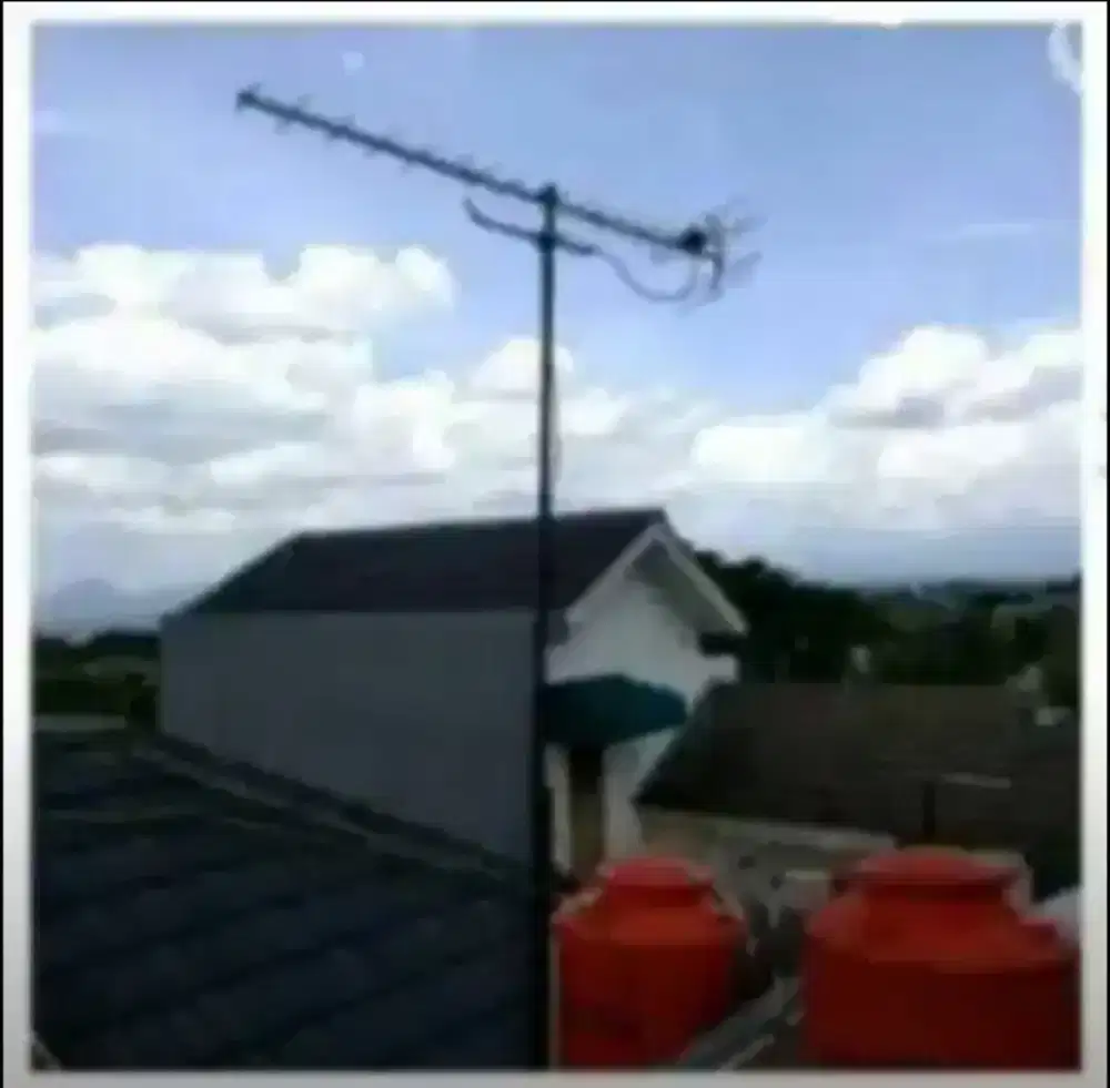 Ahli jasa pasang antena TV digital service parabola dan camera CCTV