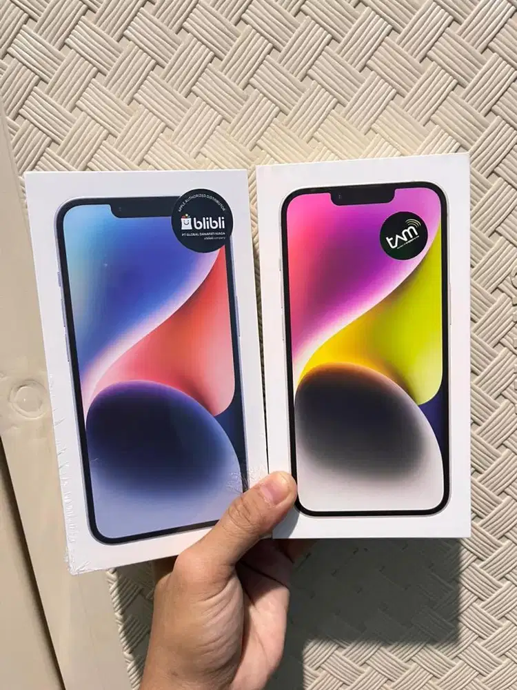 Iphone 14 128gb garansi resmi segel greenpeel