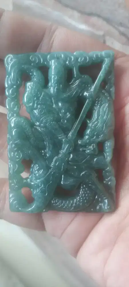 Jadeite jade giok Burma type A liontin