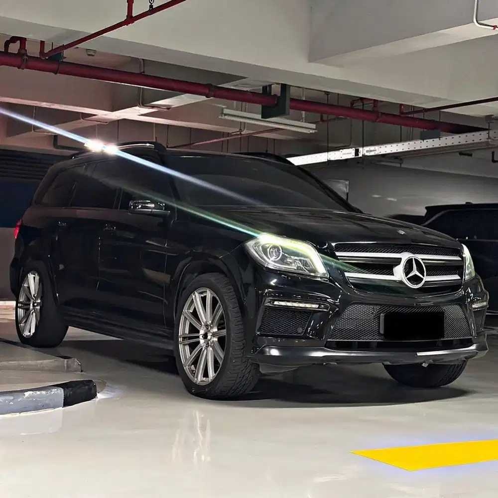 (CASH) Mercedes Benz GL400 AMG 4Matic AWD 2015⁣⁣
