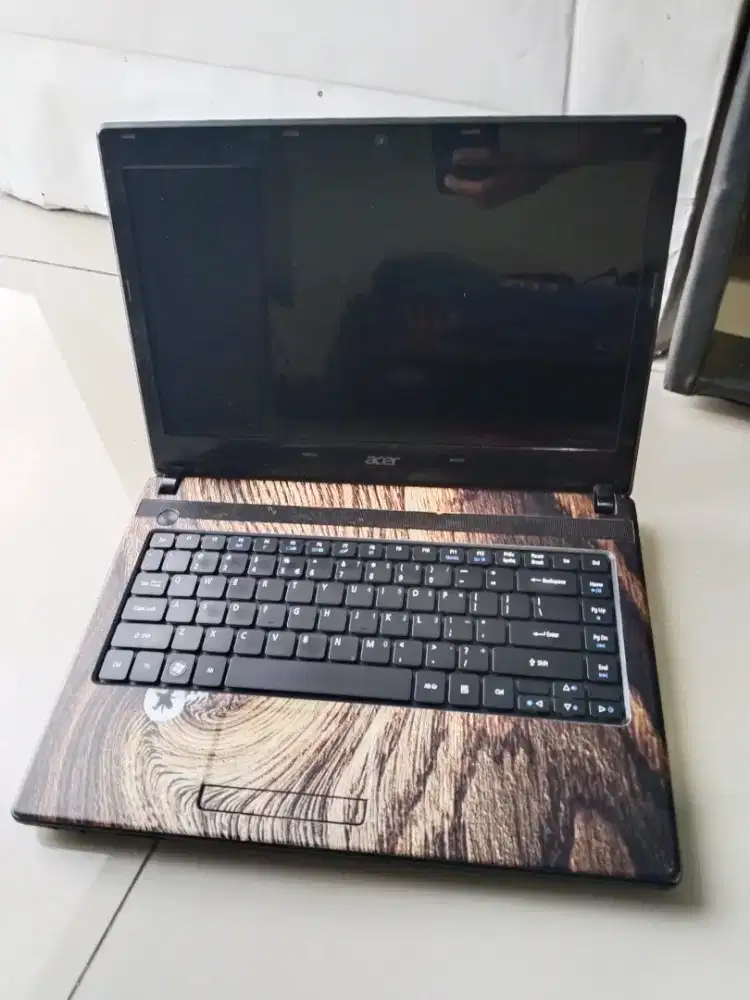 LAPTOP ACER ASPIRE 4738, I3,ram 4gb
