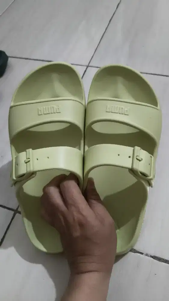 Sandal PUMA original warna lime green original