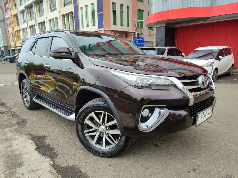 Fortuner 2.4 VRZ Dsl AT 2019 Toyota VRZ Diesel Matic 2018